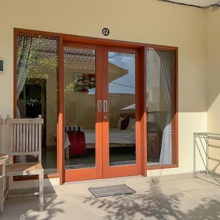 Lotus Bali Guest House Canggu Екстериор снимка