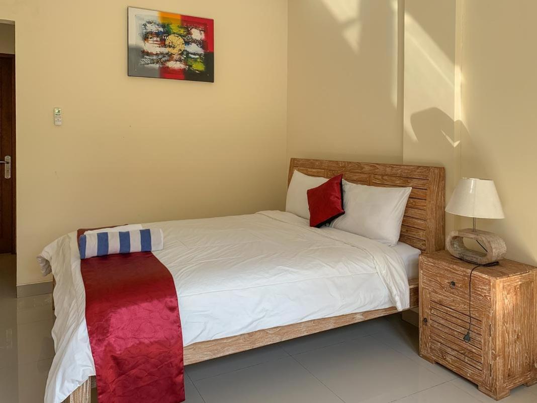 Lotus Bali Guest House Canggu Екстериор снимка