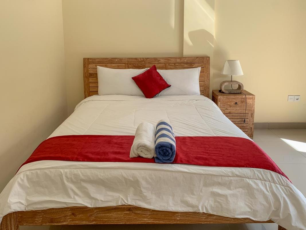 Lotus Bali Guest House Canggu Екстериор снимка