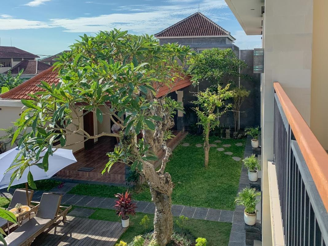 Lotus Bali Guest House Canggu Екстериор снимка