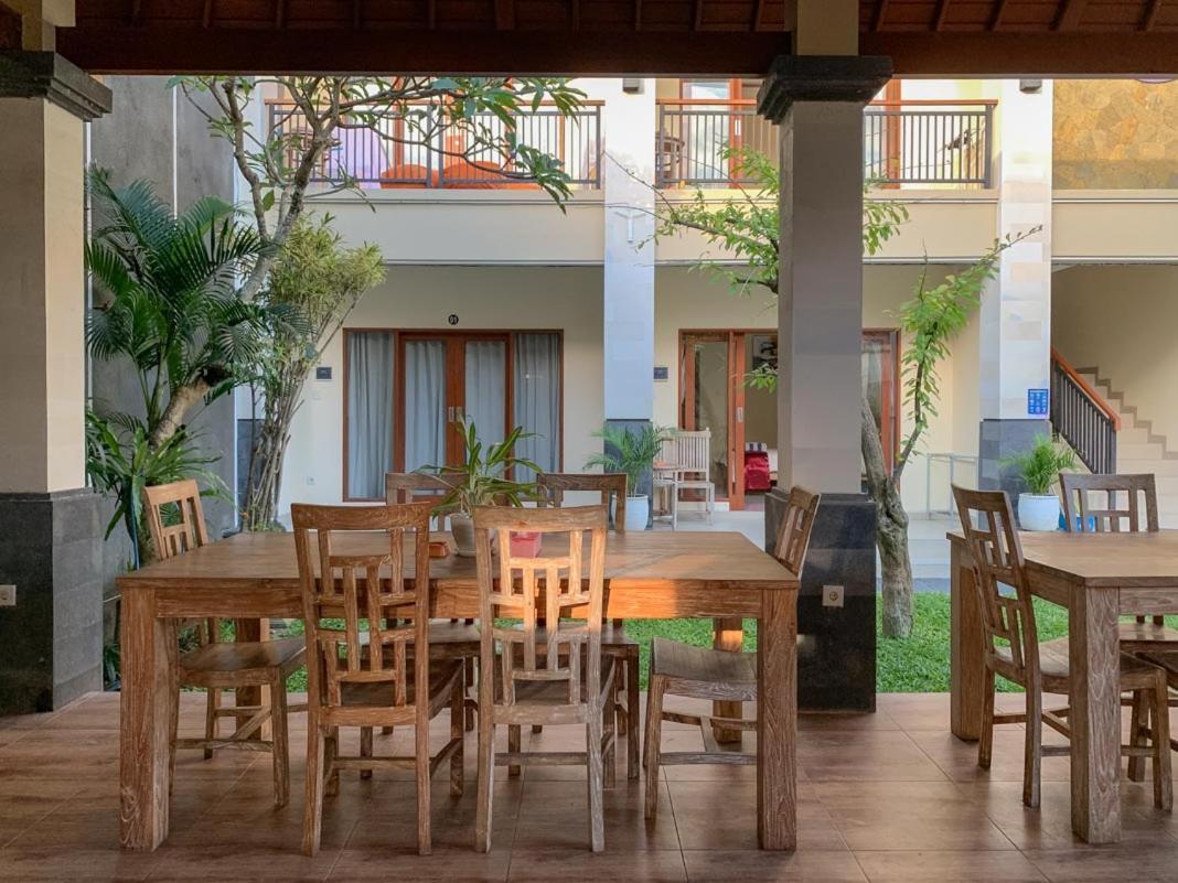 Lotus Bali Guest House Canggu Екстериор снимка