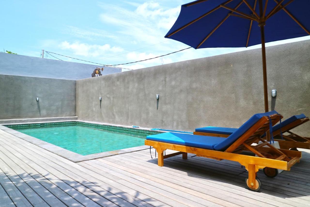 Lotus Bali Guest House Canggu Екстериор снимка